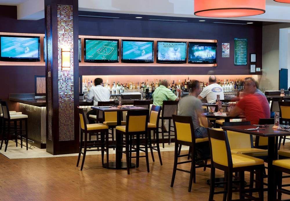 Richmond Marriott Hotel Екстериор снимка