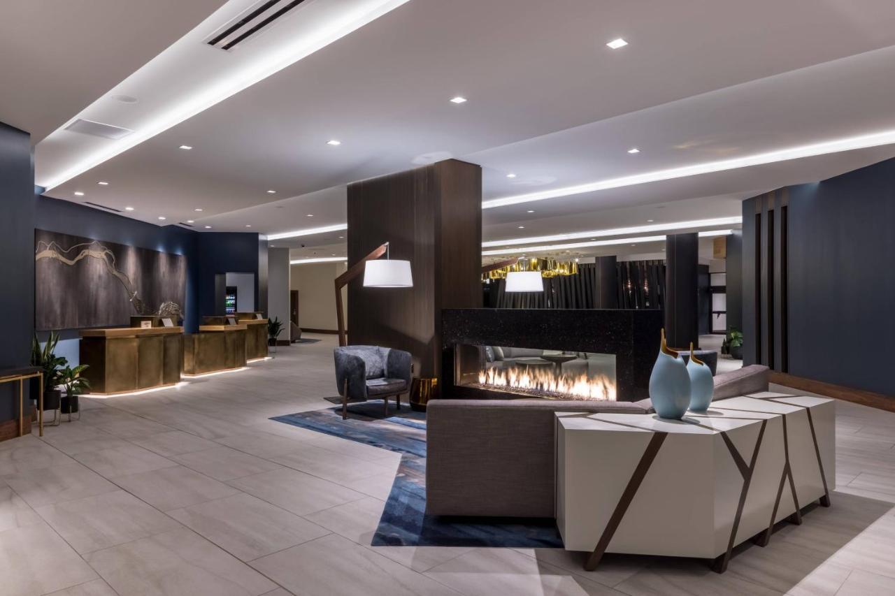 Richmond Marriott Hotel Екстериор снимка