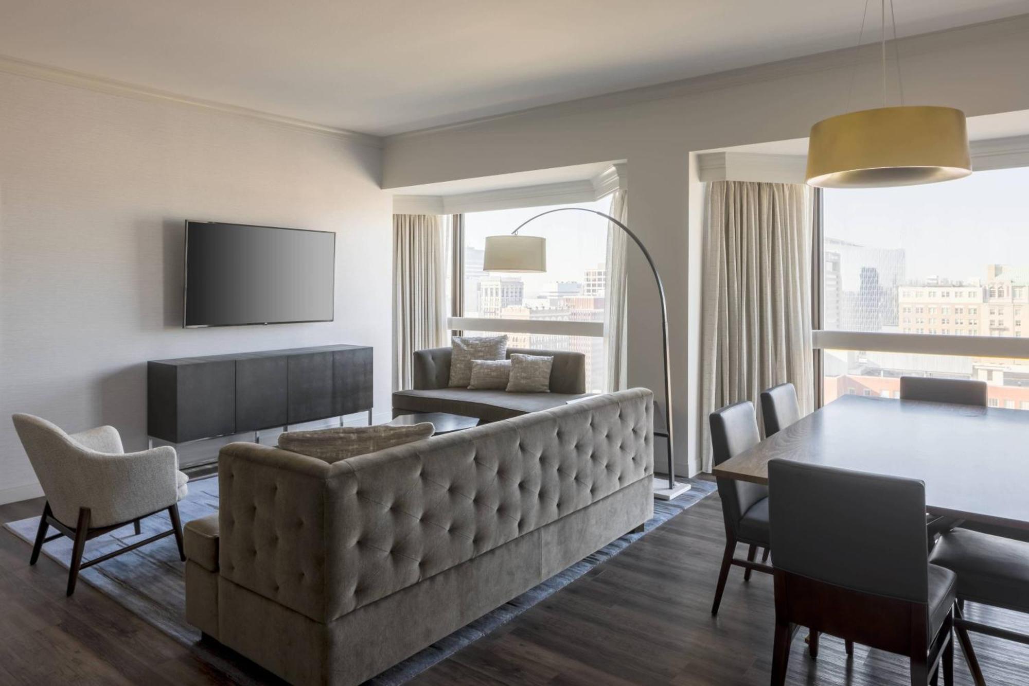 Richmond Marriott Hotel Екстериор снимка