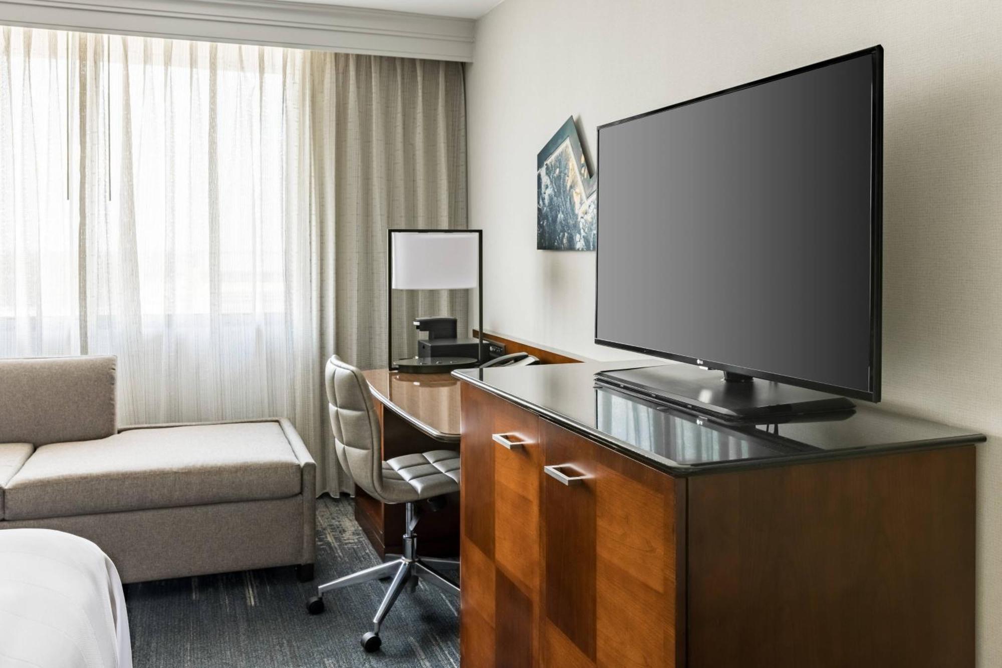 Richmond Marriott Hotel Екстериор снимка