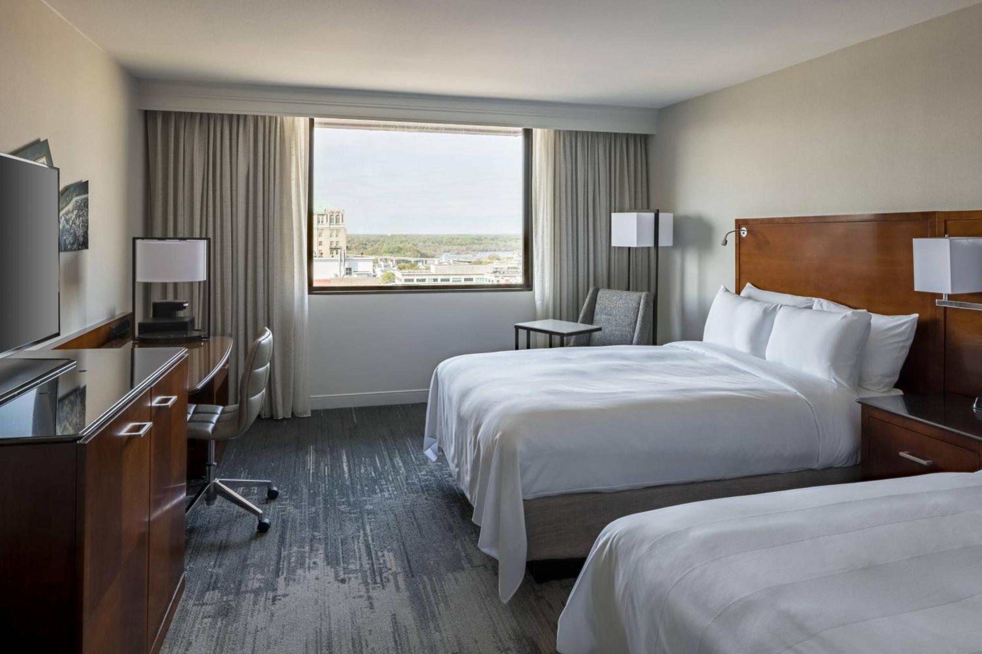 Richmond Marriott Hotel Екстериор снимка