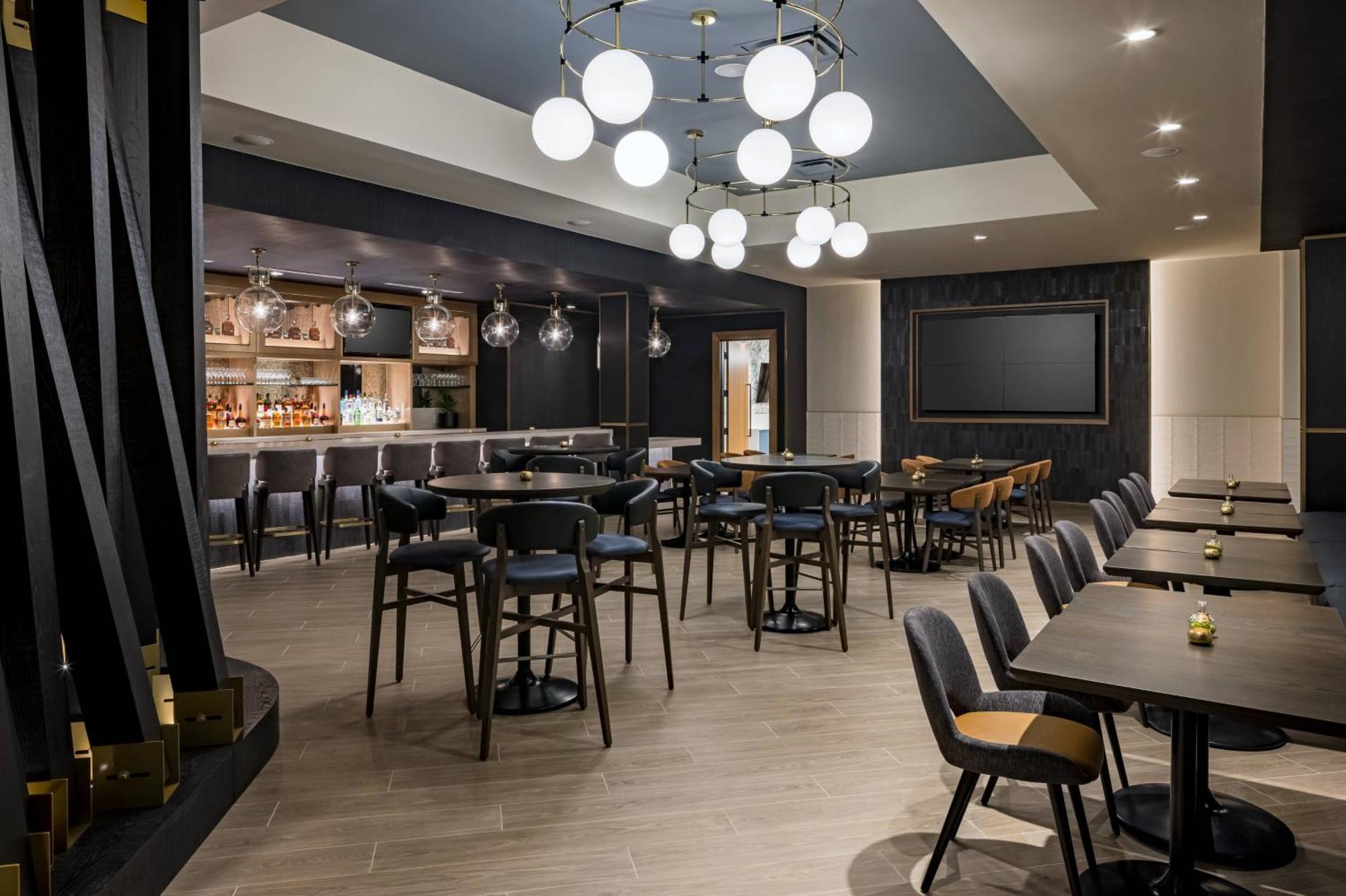 Richmond Marriott Hotel Екстериор снимка