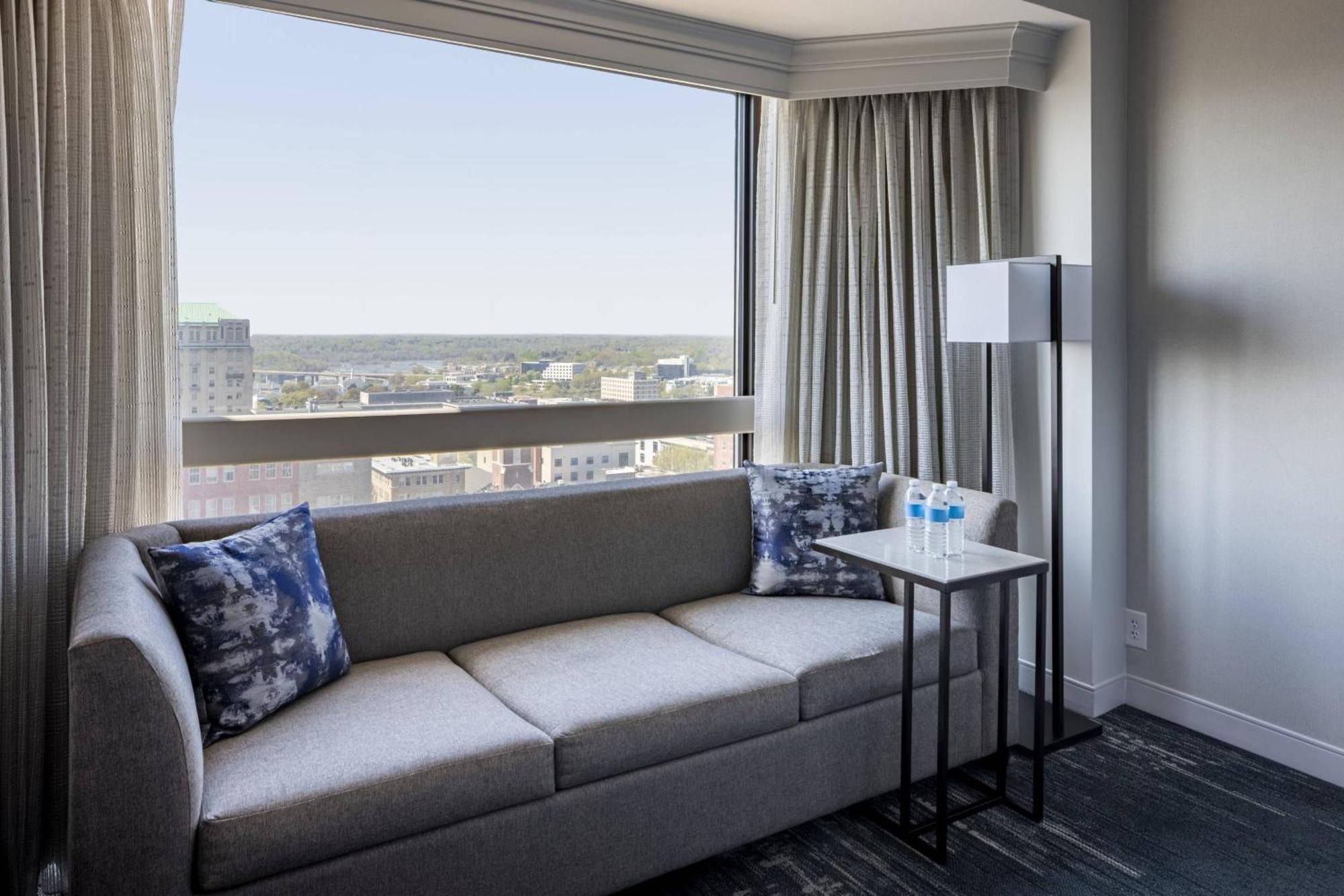 Richmond Marriott Hotel Екстериор снимка